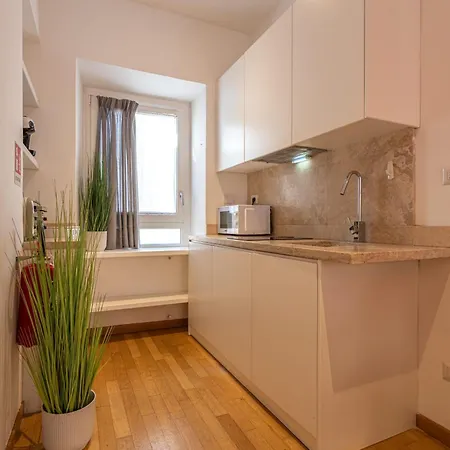 Colosseum Oasis Apartament Rzym